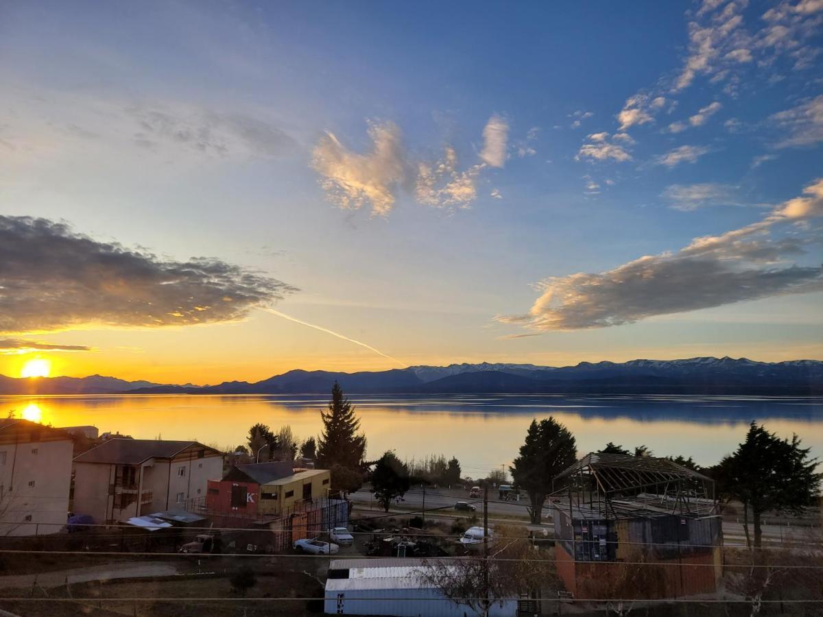 Dpto Tipo Cabana Con Vista Al Lago Apartment San Carlos de Bariloche Luaran gambar