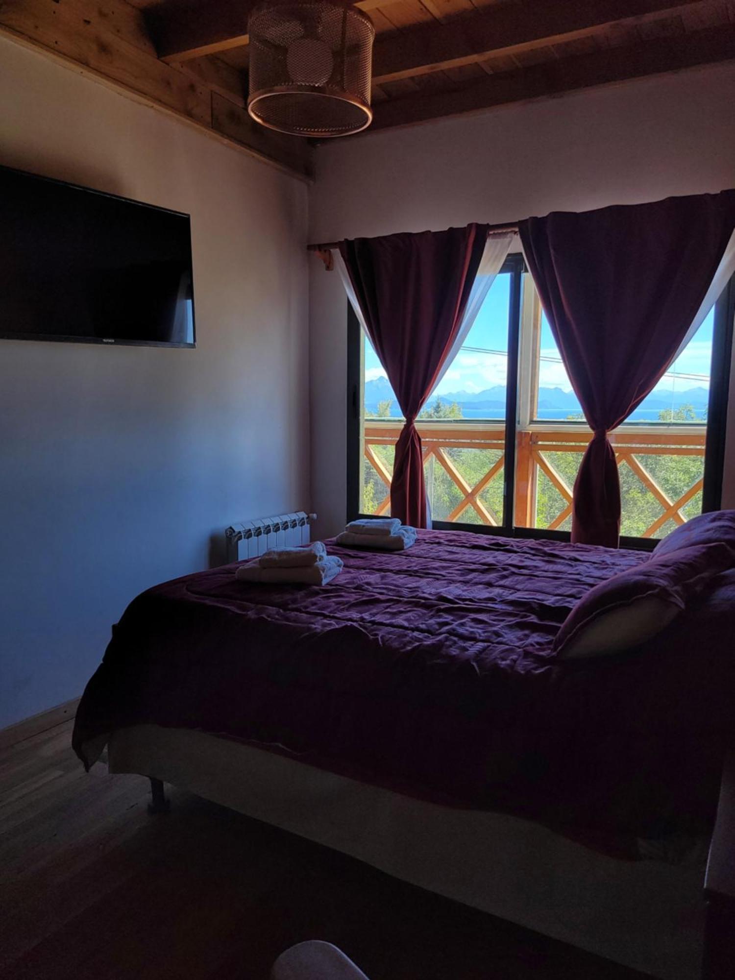 Dpto Tipo Cabana Con Vista Al Lago Apartment San Carlos de Bariloche Luaran gambar